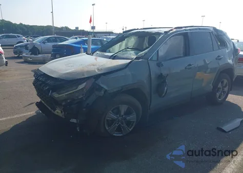 2022 Toyota Rav4 Xle из США, поврежденный, VIN 2T3P1RFV8NW287707